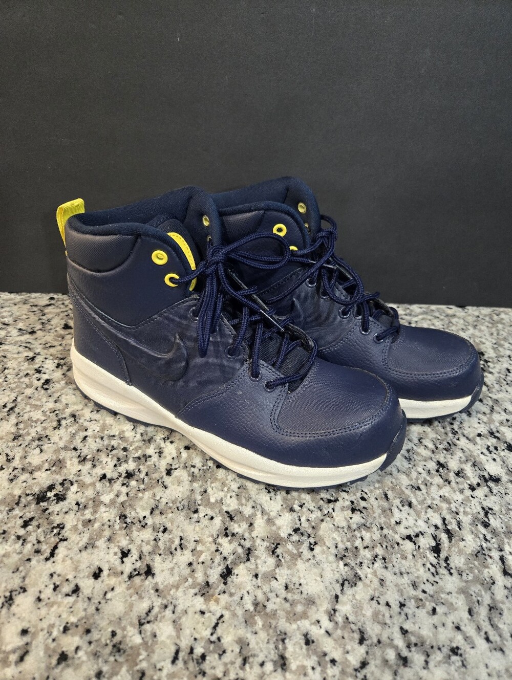 Nike Manoa LTR Navy High-Top Sneakers Size 5.5